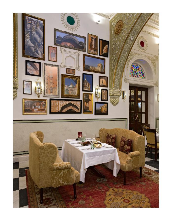Samode Haveli Hotel Jaipur Bagian luar foto