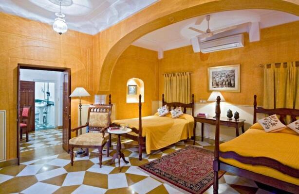 Samode Haveli Hotel Jaipur Bagian luar foto