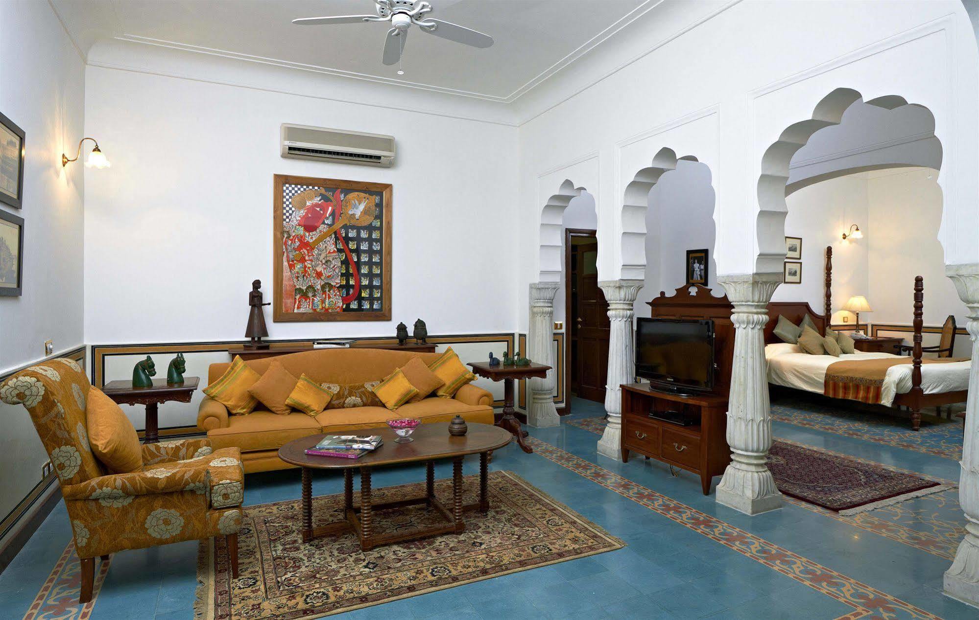 Samode Haveli Hotel Jaipur Bagian luar foto