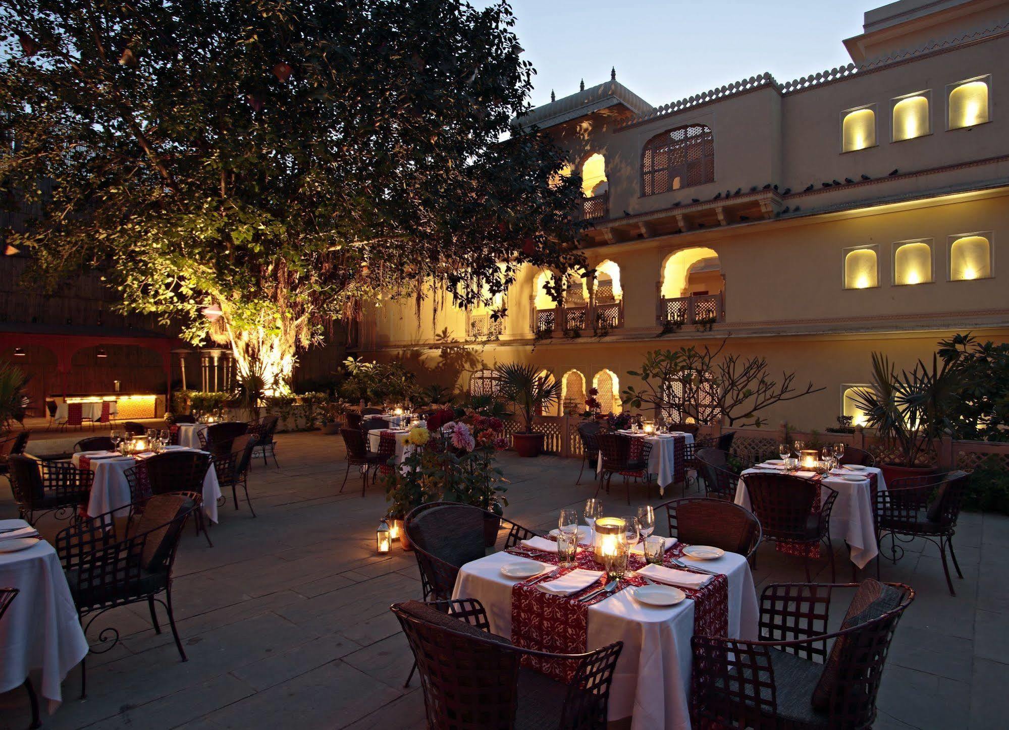Samode Haveli Hotel Jaipur Bagian luar foto