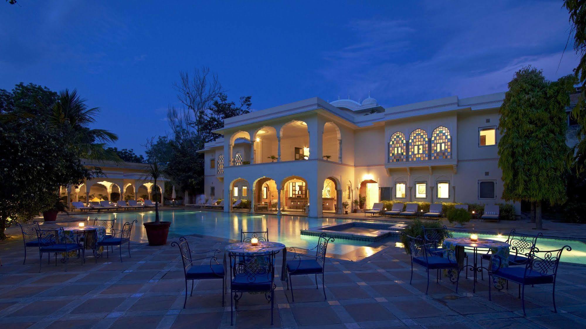 Samode Haveli Hotel Jaipur Bagian luar foto