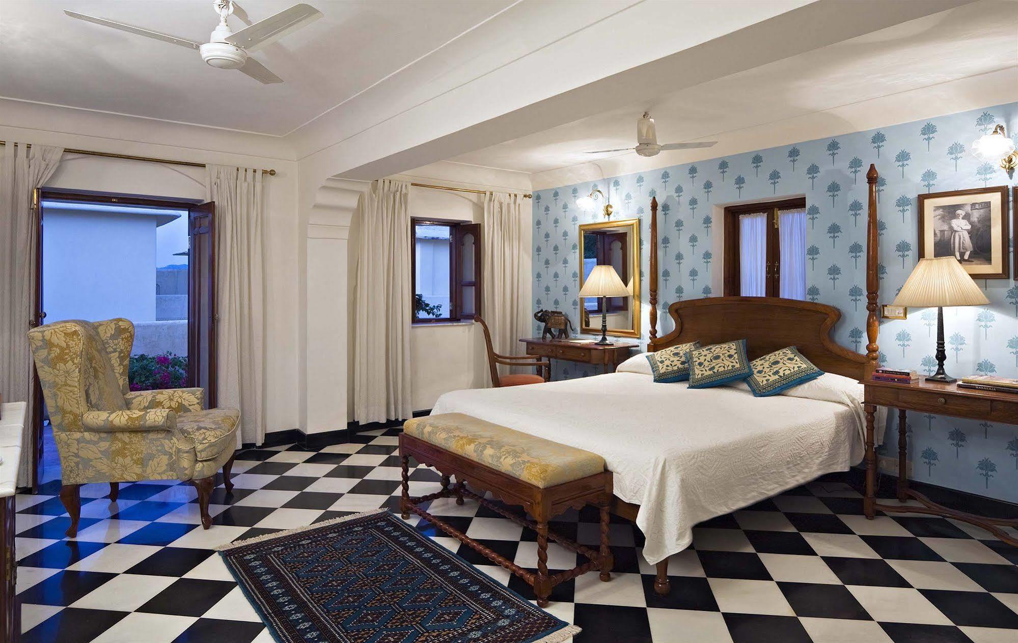 Samode Haveli Hotel Jaipur Bagian luar foto